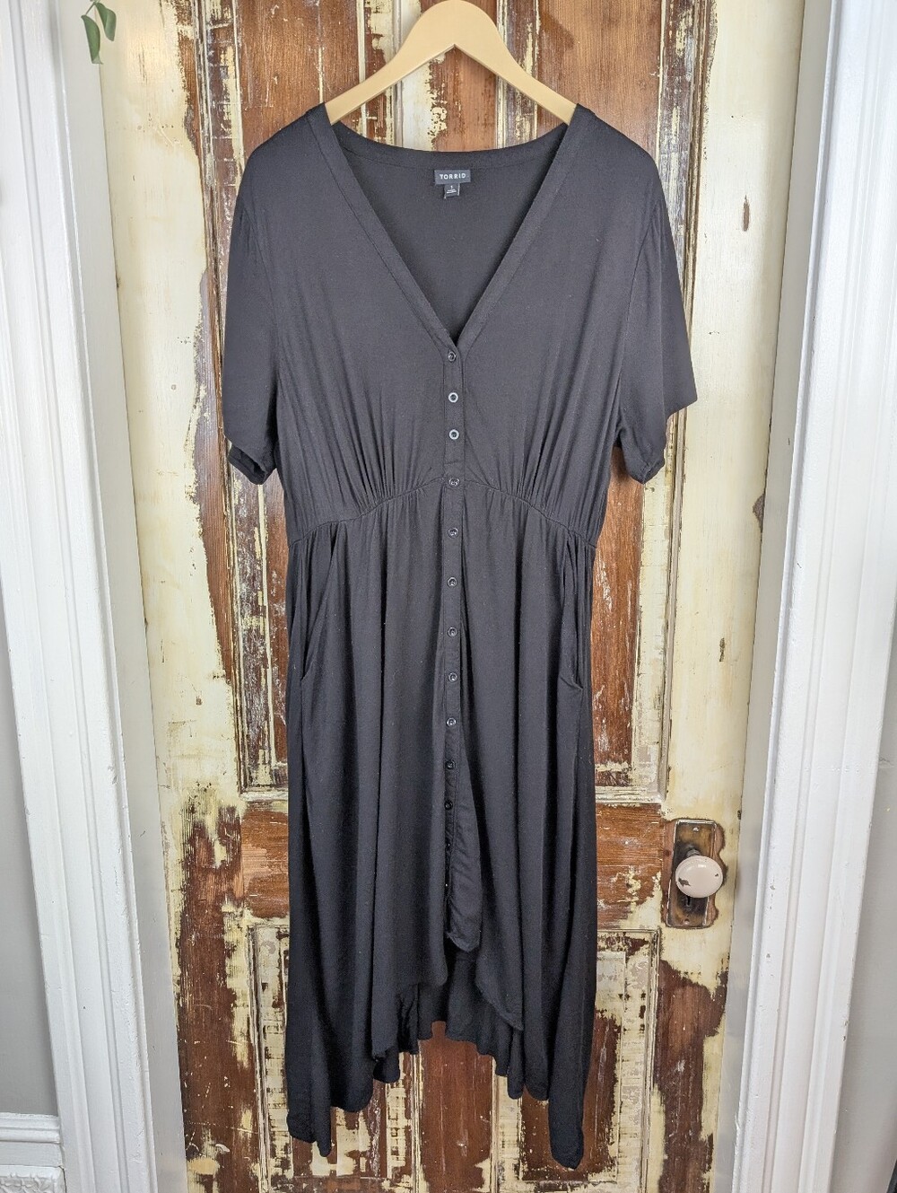 Torrid Black Button Front Midi Dress Plus Size 1 / 1X Alt Goth Punk Whimsigoth